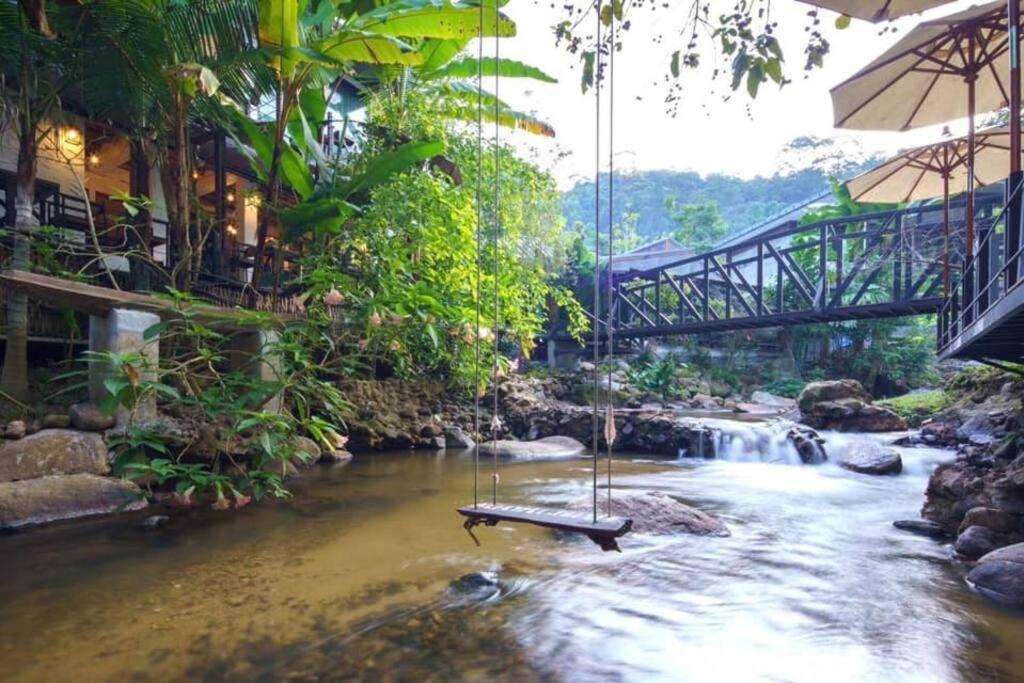 Villa Wilderness Treehouse à Doi Saket Extérieur photo